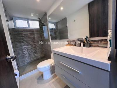 Apartamento de 3 alcobas en venta en Calasanz, Medellín, 93 m² · foto 18 de 20