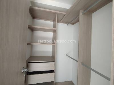 Apartamento de 3 alcobas en arriendo en Los Colegios, Rionegro, 74 m² · foto 6 de 15