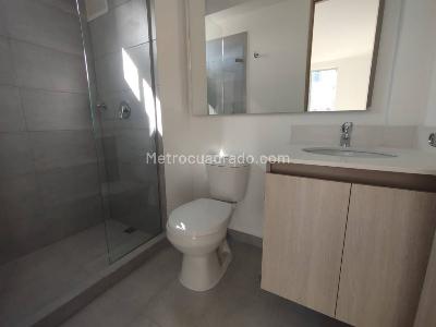 Apartamento de 3 alcobas en arriendo en Los Colegios, Rionegro, 74 m² · foto 7 de 15