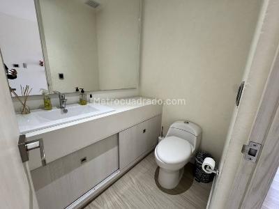 Apartamento de 3 alcobas en venta en Las Lomas, Medellín, 153 m² · foto 17 de 20