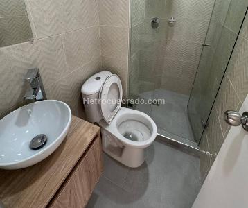 Apartamento de 3 alcobas en arriendo en Camino Verde, Envigado, 70 m² · foto 13 de 14
