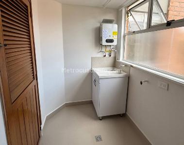 Apartamento de 3 alcobas en arriendo en Camino Verde, Envigado, 70 m² · foto 7 de 14