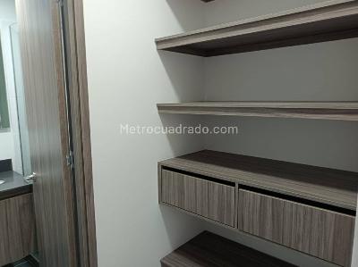 Apartamento de 3 alcobas en arriendo en Las Palmas, Medellín, 78 m² · foto 9 de 17