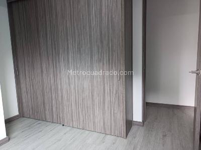 Apartamento de 3 alcobas en arriendo en Las Palmas, Medellín, 78 m² · foto 13 de 17