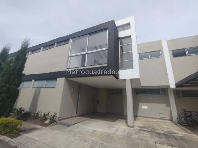 Casa en Arriendo, Gualanday, Rionegro