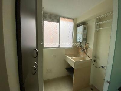 Apartamento de 3 alcobas en venta en Los Colegios, Rionegro, 68 m² · foto 5 de 15