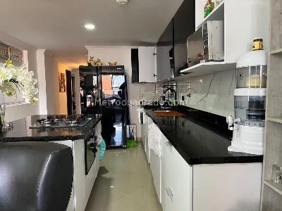 Apartamento de 3 alcobas en venta en El Dorado, Envigado, 89 m² · foto 5 de 15