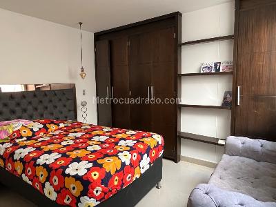 Apartamento de 3 alcobas en venta en El Dorado, Envigado, 89 m² · foto 10 de 15