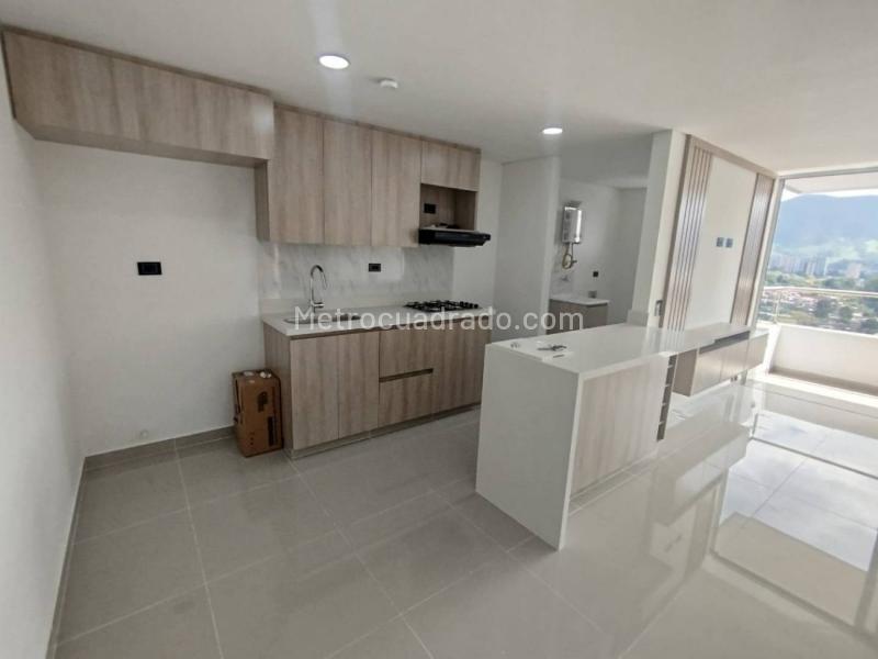 2BR Apartment in Horizontes (68 m²) - 3