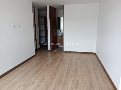 Apartamento en arriendo en Loma De Los Gonzalez, Medellín · foto 12 de 15