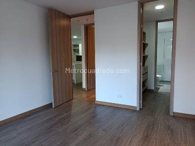 Apartaestudio en arriendo en Loma De Los Gonzalez, Medellín · foto 7 de 16