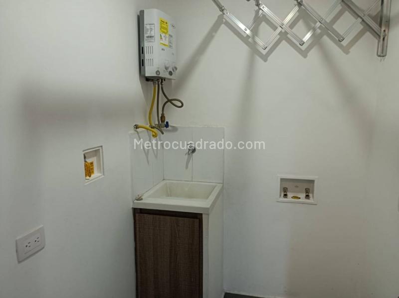 2BR Apartment in Loma Del Escobero (72 m²) - 5