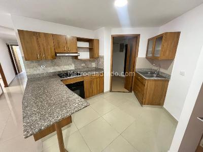 Apartamento de 3 alcobas en venta en Vereda Las Lomitas, Sabaneta, 181 m² · foto 3 de 16