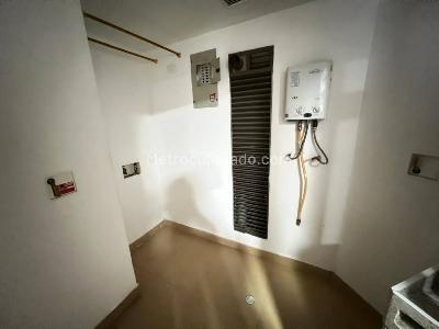 Apartamento de 3 alcobas en venta en Vereda Las Lomitas, Sabaneta, 181 m² · foto 4 de 16