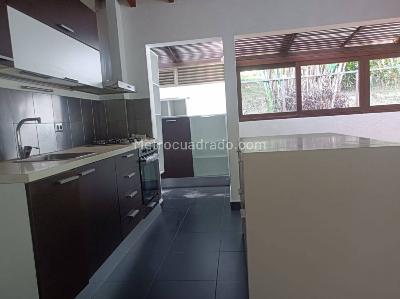 Casa de 2 alcobas en arriendo en Loma De Las Brujas, Envigado, 160 m² · foto 7 de 20