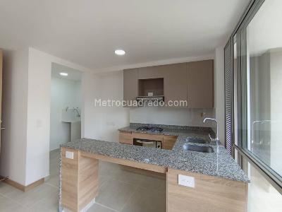 Apartamento de 2 alcobas en arriendo en La Doctora, Sabaneta, 63 m² · foto 3 de 15
