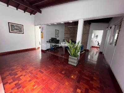 Casa de 4 alcobas en venta en Estadio, Medellín, 165 m² · foto 10 de 20