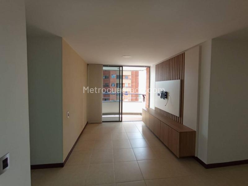 3BR Apartment in La Loma Del Indio (90 m²) - 2