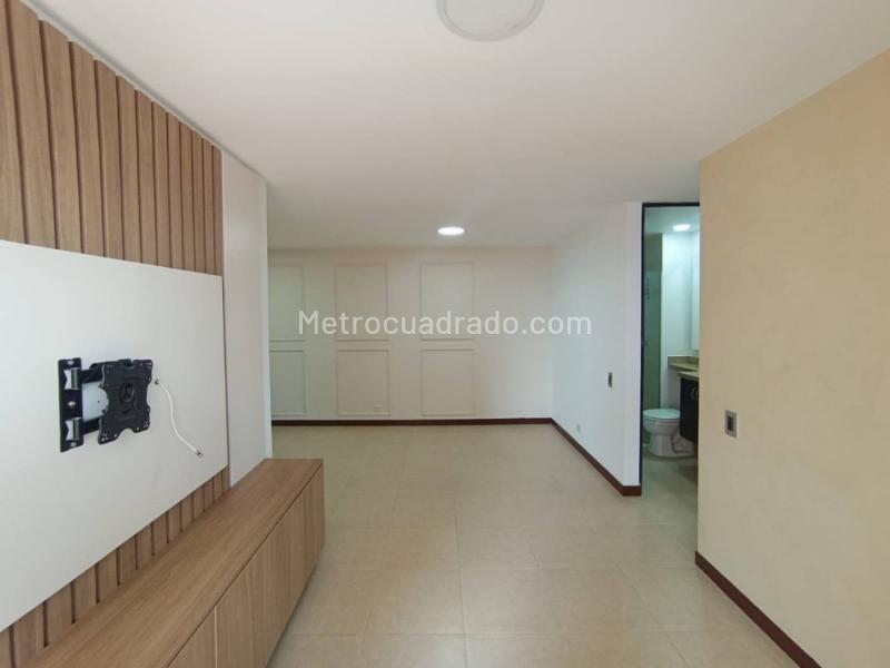3BR Apartment in La Loma Del Indio (90 m²) - 3
