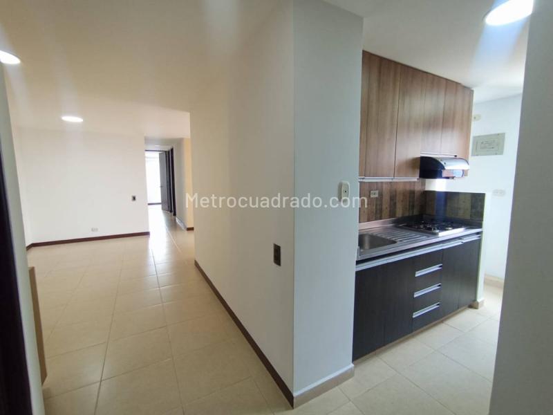 3BR Apartment in La Loma Del Indio (90 m²) - 4