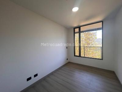 Apartamento de 2 alcobas en venta en Loma Del Escobero, Envigado, 66 m² · foto 11 de 20
