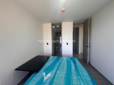Apartamento de 2 alcobas en venta en Loma Del Escobero, Envigado, 66 m² · foto 13 de 20