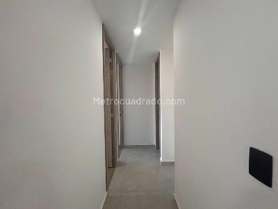 Apartamento de 2 alcobas en venta en Loma Del Escobero, Envigado, 66 m² · foto 17 de 20