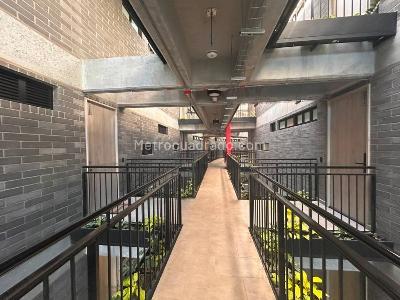 Apartamento de 2 alcobas en venta en Loma Del Escobero, Envigado, 66 m² · foto 18 de 20