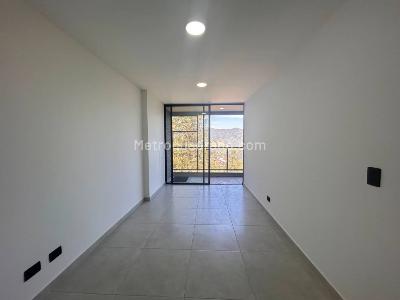 Apartamento de 2 alcobas en venta en Loma Del Escobero, Envigado, 66 m² · foto 5 de 20