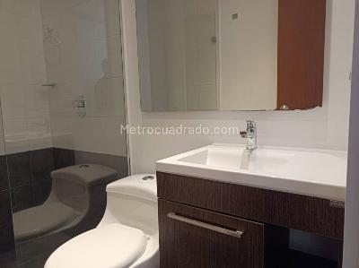 Apartamento en arriendo en La Abadia, Envigado · foto 13 de 19
