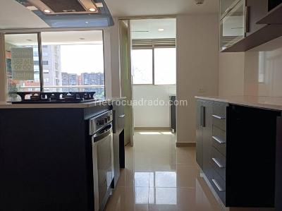 Apartamento en arriendo en La Abadia, Envigado · foto 3 de 19