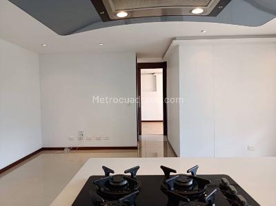 Apartamento en arriendo en La Abadia, Envigado · foto 7 de 19