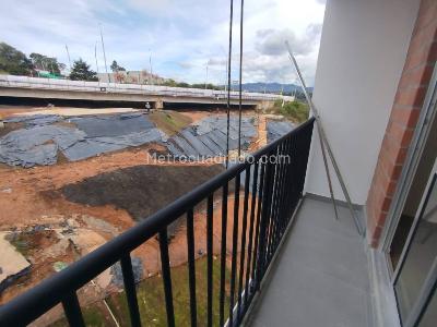 Apartamento de 3 alcobas en venta en El Porvenir, Rionegro, 45 m² · foto 10 de 14