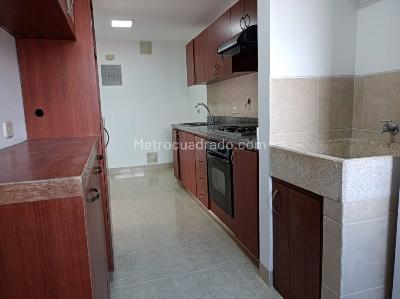 Apartamento en arriendo en La Frontera, Envigado · foto 4 de 20