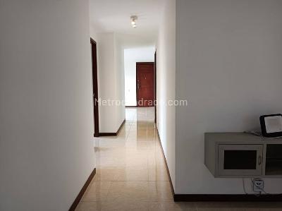 Apartamento en arriendo en La Frontera, Envigado · foto 8 de 20