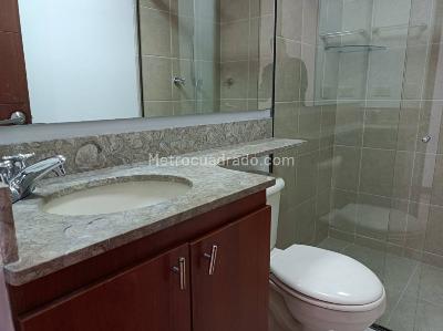 Apartamento en arriendo en La Frontera, Envigado · foto 18 de 20