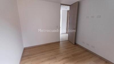 Apartamento en arriendo en Loma Del Barro, Envigado · foto 12 de 15