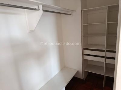 Apartamento de 3 alcobas en arriendo en Loma De Los Parra, Medellín, 155 m² · foto 8 de 18