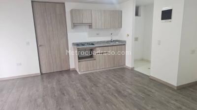 Apartamento de 3 alcobas en venta en Aves Maria, Sabaneta, 70 m² · foto 2 de 16