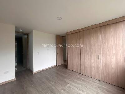 Apartamento de 3 alcobas en venta en Aves Maria, Sabaneta, 71 m² · foto 13 de 14