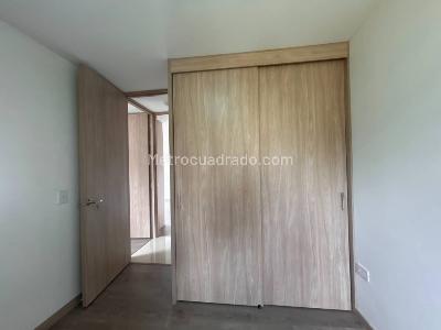 Apartamento de 3 alcobas en venta en Aves Maria, Sabaneta, 71 m² · foto 8 de 14