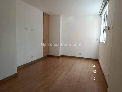 Apartamento en arriendo en El Portal, Envigado · foto 5 de 16