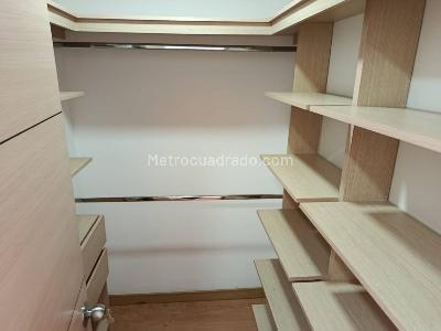 Apartamento en arriendo en El Portal, Envigado · foto 6 de 16