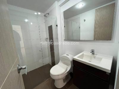 Apartamento de 3 alcobas en venta en Tres Esquinas, Sabaneta, 68 m² · foto 15 de 20