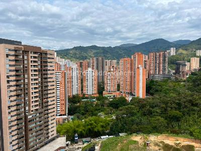 Apartamento de 3 alcobas en venta en Tres Esquinas, Sabaneta, 68 m² · foto 7 de 20