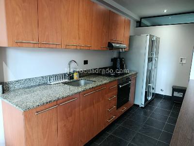 Apartaestudio en arriendo en Loma De Los Parra, Medellín, 55 m² · foto 2 de 12