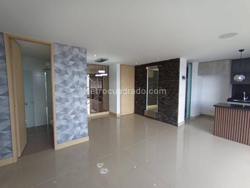 3BR Apartment in La Loma Del Indio (85 m²) - 2