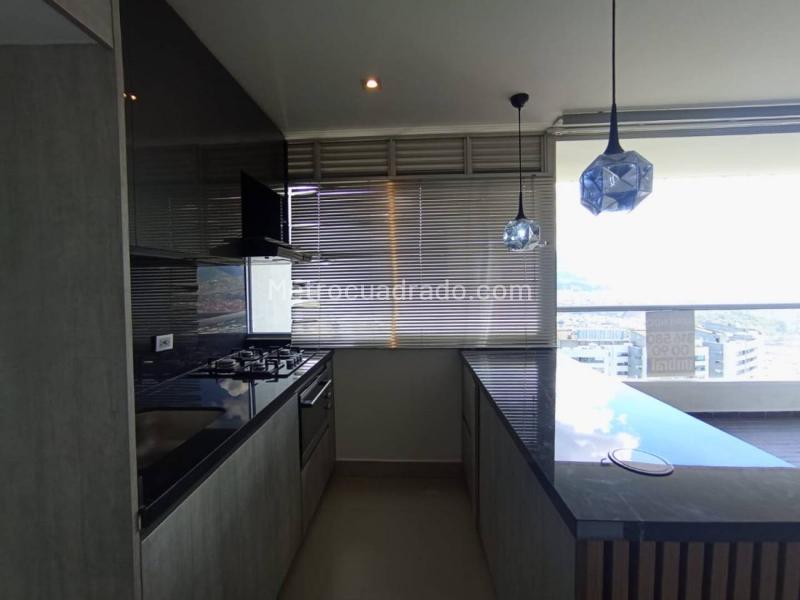 3BR Apartment in La Loma Del Indio (85 m²) - 4