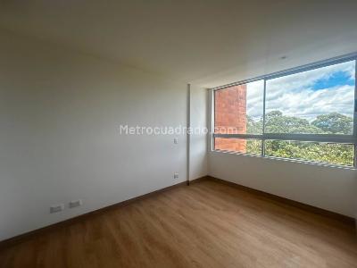 Apartamento de 2 alcobas en venta en San Nicolas, Rionegro, 68 m² · foto 11 de 18