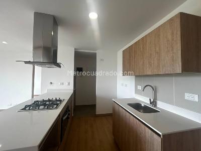Apartamento de 2 alcobas en venta en San Nicolas, Rionegro, 68 m² · foto 5 de 18